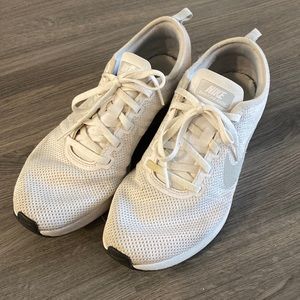 Nike Dualtone Racer White Sneaker